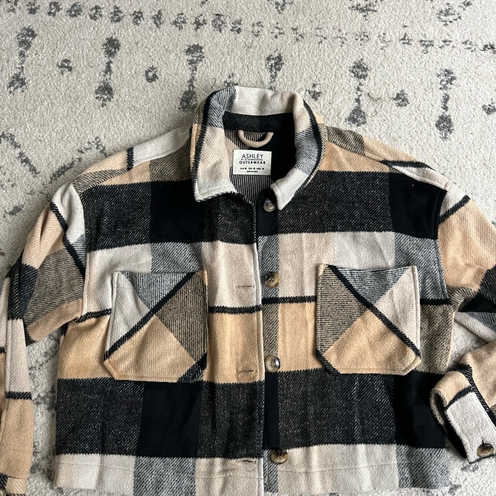 Cropped flannel